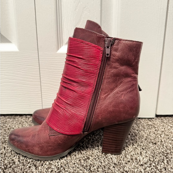 Miz Mooz Boots. Super cute boots- just don’t wear them anymore! - Picture 2 of 3